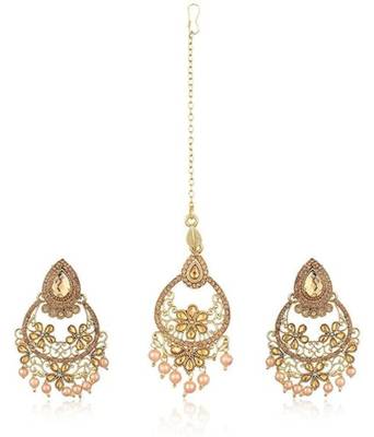 Eye-Catchy Floral Motif Maang Tikka Jewellery Set 2