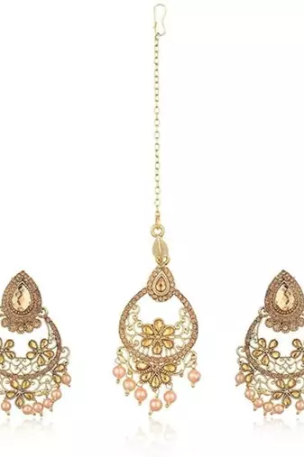  Eye-Catchy Floral Motif Maang Tikka Jewellery Set