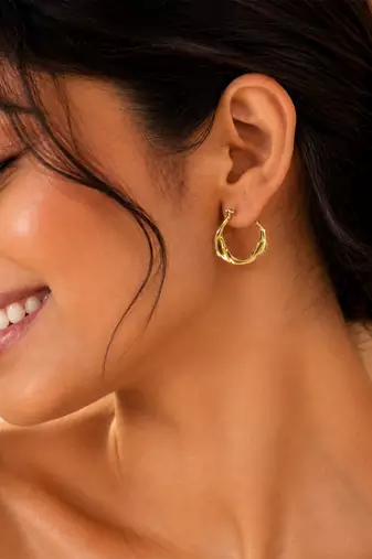 Gold plated metallic hoop earrings