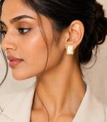 Off white stone metallic stud earrings