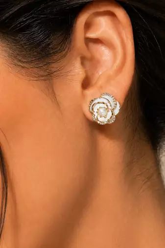 White petals metallic floral stud earrings