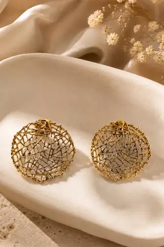 Gold plated metallic round stud earrings