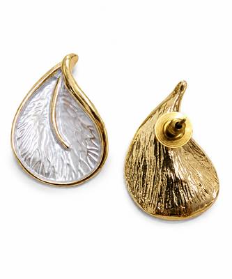 Gold plated metallic tear drop stud earrings 4
