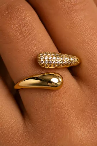 Gold plated dual texture metallic wrap ring