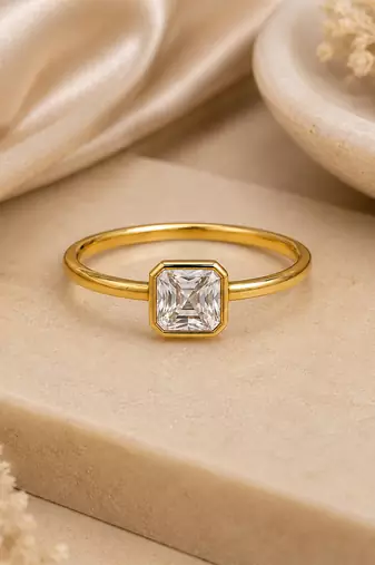 Gold plated square stone metallic ring