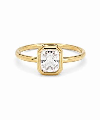 Gold plated emerald cut metallic ring 4