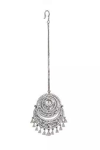 Silver crescent shaped metallic maang tikka