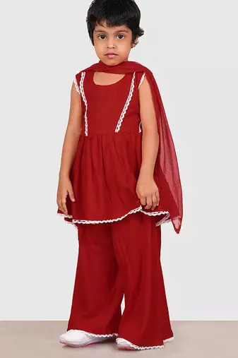 Maroon lace rayon flared kurta pant with chiffon dupatta set