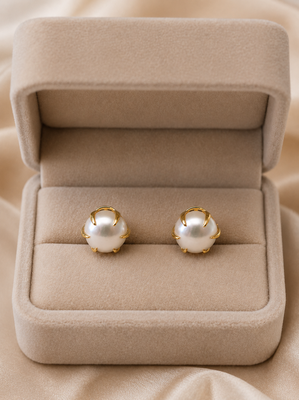Pearl stud earrings, white freshwater pearl with gold-tone claw setting, classic elegant style 2