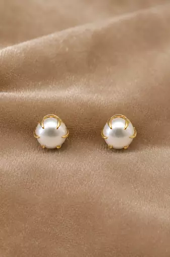 Pearl stud earrings, white freshwater pearl with gold-tone claw setting, classic elegant style