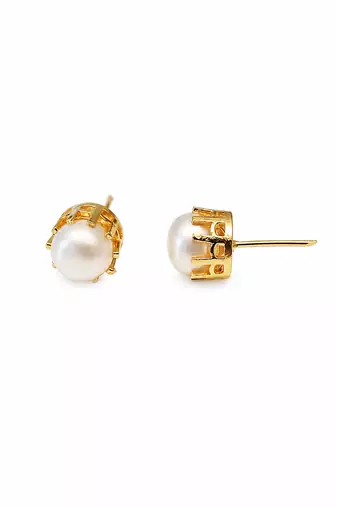 Pearl stud earrings, white freshwater pearl, gold-tone crown setting, classic elegant style.