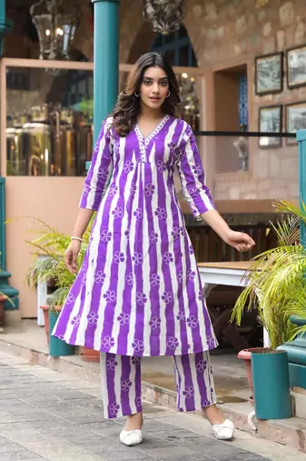 WOMEN COTTON A-LINE KURTA WITH PANT