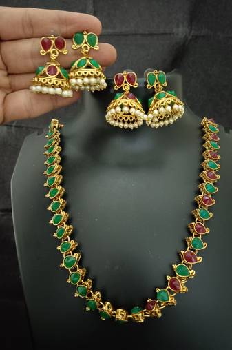 Maroon green and full green cz 2 way wear necklace with 2 sets earrings