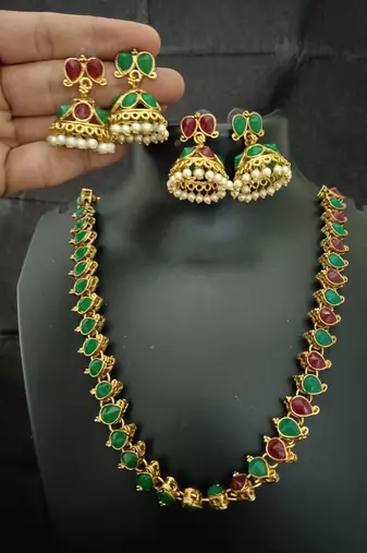 Maroon green and full green cz 2 way wear necklace with 2 sets earrings