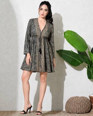 Paisley print work  v-neck fit & flare short dress with full sleeves  women western wear dress , printed poly muslin 1