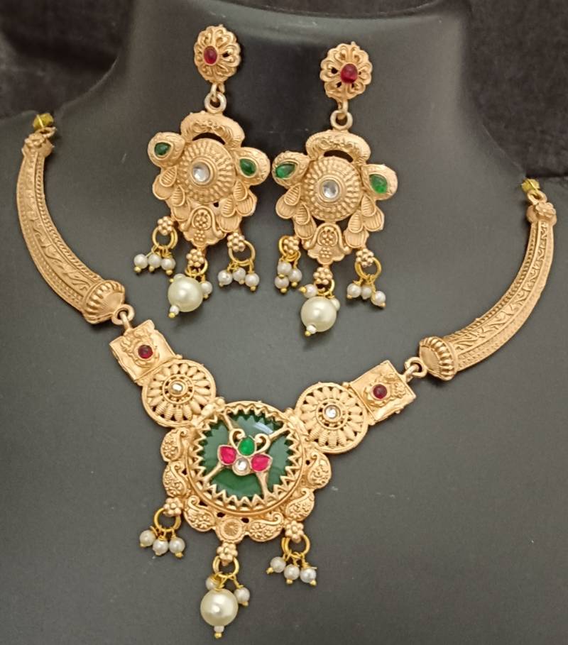 Green pink round cz stones brass rajwadi jewellery set