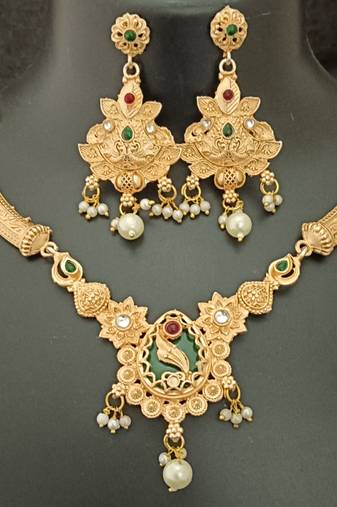 Green pink round cz drop stones brass rajwadi jewellery set