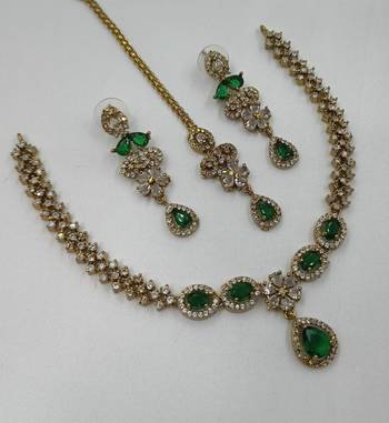 Green ad stone & agate stone necklace set with earrings, antique gold plated 2