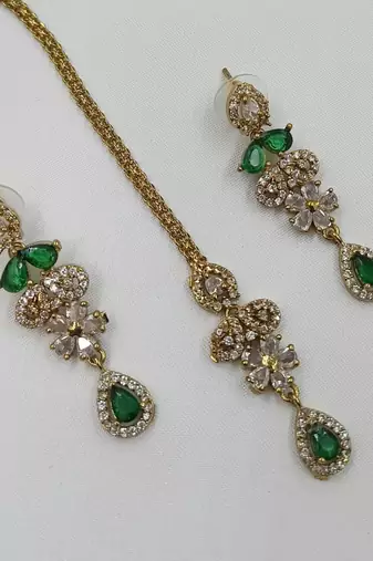 Green ad stone & agate stone necklace set with earrings, antique gold plated