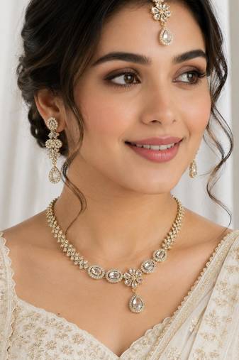 White ad stone & agate stone necklace set with earrings, antique gold plated