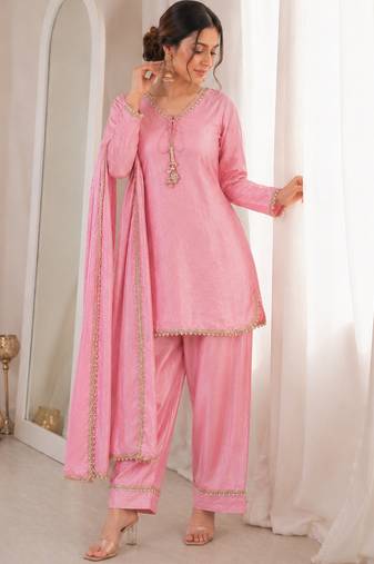 Women pink silk sequin emroidery work kurta set