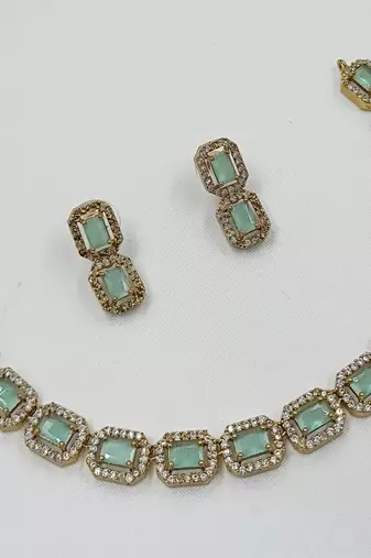 Pista green ad stone & agate stone necklace set with earrings, antique gold plated