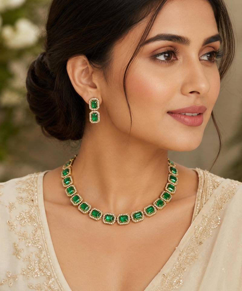 Green ad stone & agate stone necklace set with earrings, antique gold plated