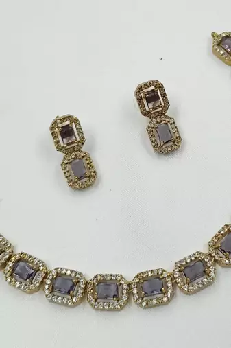 Purple ad stone & agate stone necklace set with earrings, antique gold plated
