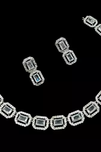 White ad & agate stone designer necklace set with earrings – rhodium plated