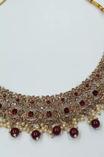 Maroon agsta stone & agate stone necklace set with earrings, antique gold plated