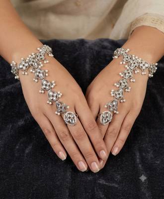 White ston ad stone & agate stone haath-phool-hath-panja antique silver plated 1