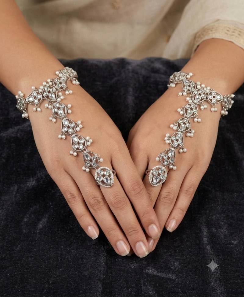 White ston ad stone & agate stone haath-phool-hath-panja antique silver plated