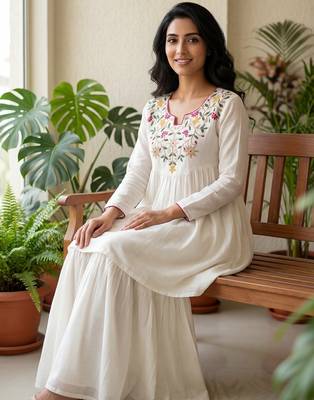 Women white silk blend sequin emroidery work kurta set 4