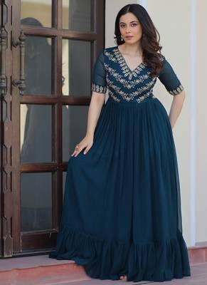 Women rama gorgette sequin emroidery work kurta set 2