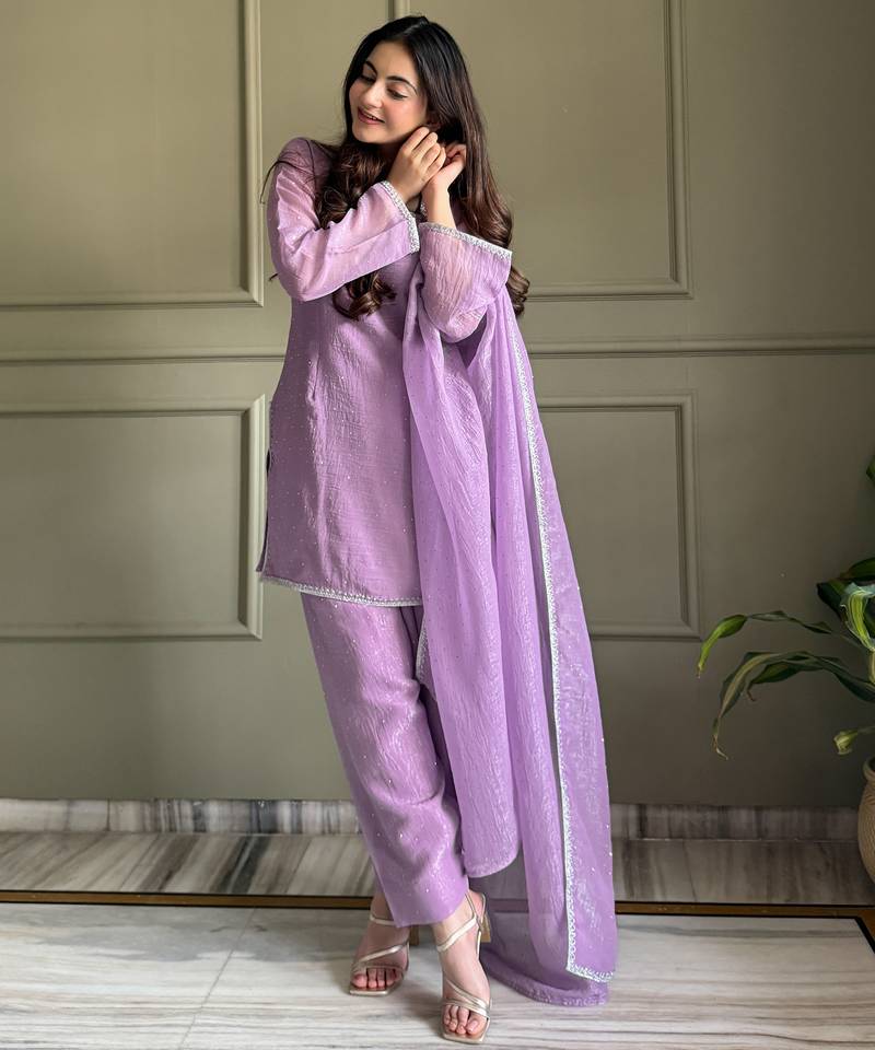 Women levender silk sequin emroidery work kurta set