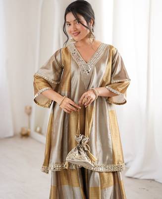 Women beige tissue sequin emroidery work kurta set 5
