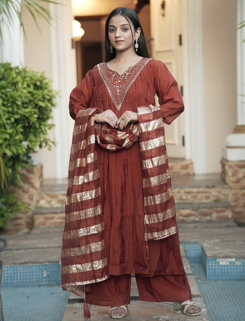 Women maroon chanderi sequin emroidery work kurta set
