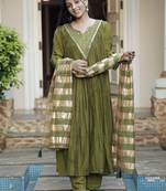 Women green chanderi sequin emroidery work kurta set