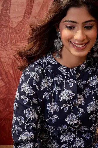 Women navy blue cotton sequin emroidery work kurta set
