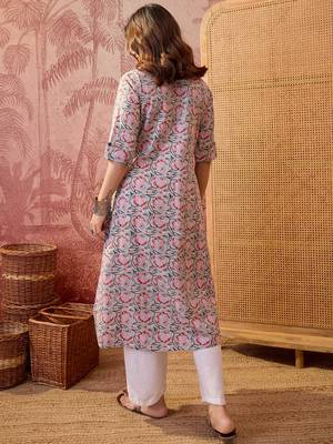 Women grey cotton sequin emroidery work kurta set 3