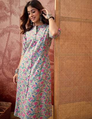 Women sea green cotton sequin emroidery work kurta set 4