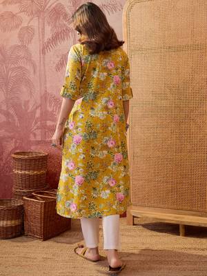 Women yellow cotton sequin emroidery work kurta set 3