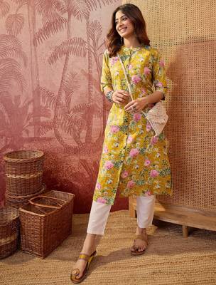 Women yellow cotton sequin emroidery work kurta set 1
