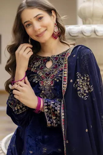 Women blue velvet sequin emroidery work kurta set