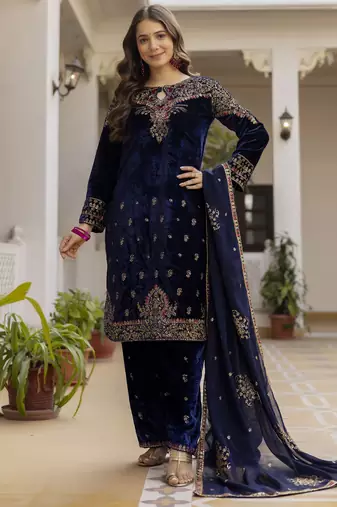 Women blue velvet sequin emroidery work kurta set