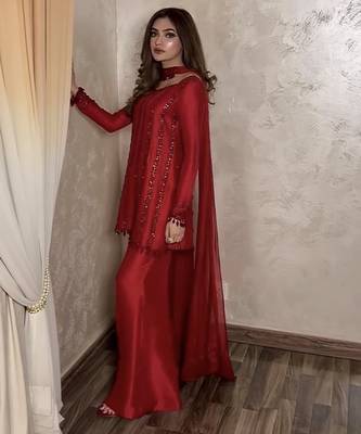 Women red silk blend sequin emroidery work kurta set 1