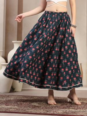 Green floral printed cotton flared maxi skirt for women 2