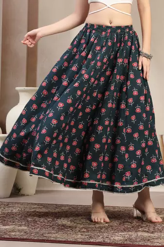 Green floral printed cotton flared maxi skirt for women