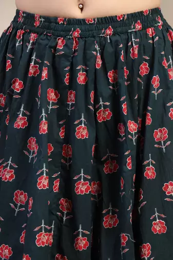 Green floral printed cotton flared maxi skirt for women