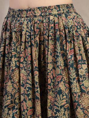 Green floral printed cotton flared maxi skirt for women 4
